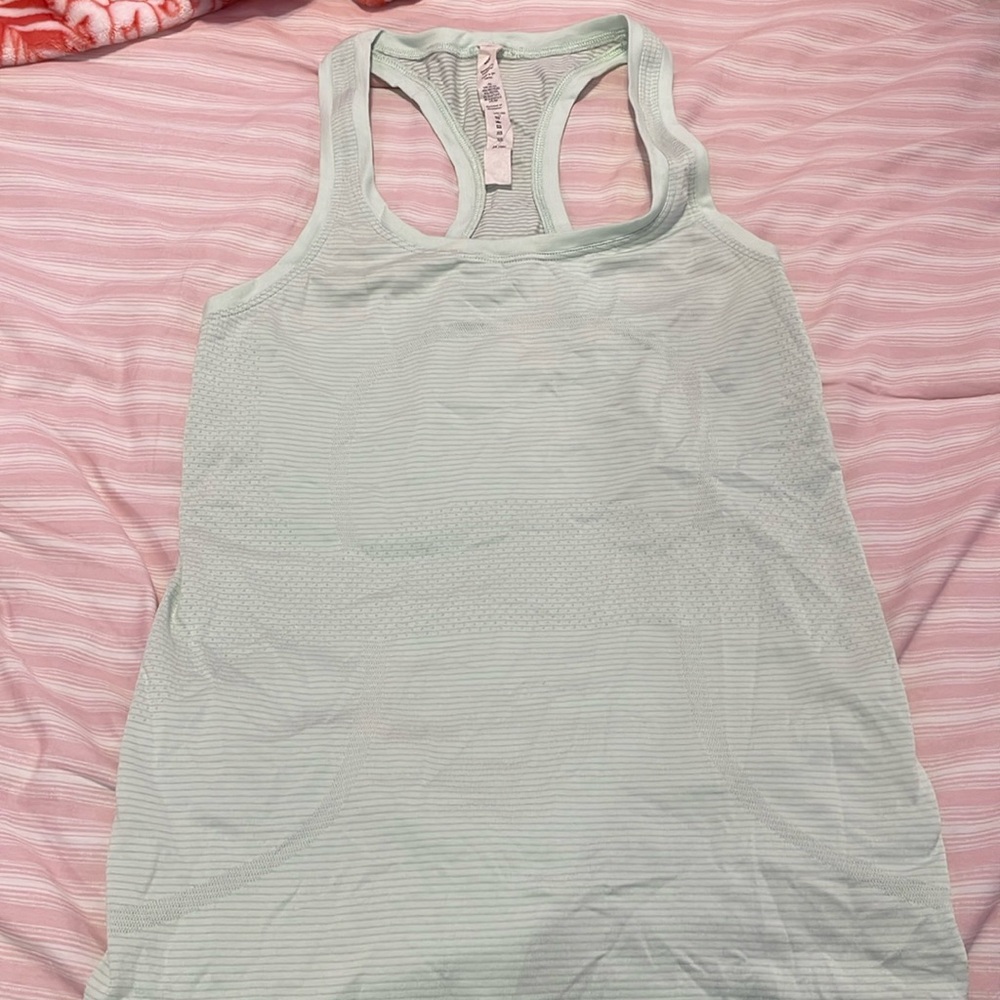 Lululemon Swiftly tank! size 4!